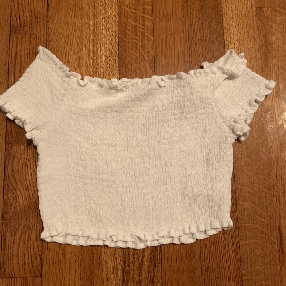Urban Outfitters Off-the-shoulder crop top